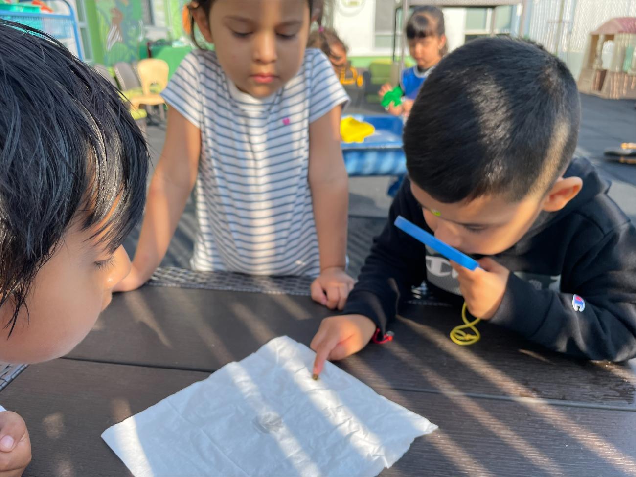 Preschoolers work on an exercise in STEM from the Start in October 2023. (Credit: Anna Duenas)