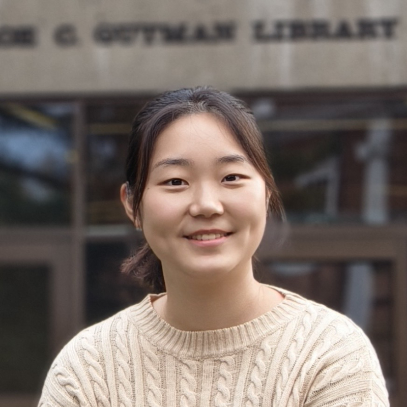 Grace Xu headshot