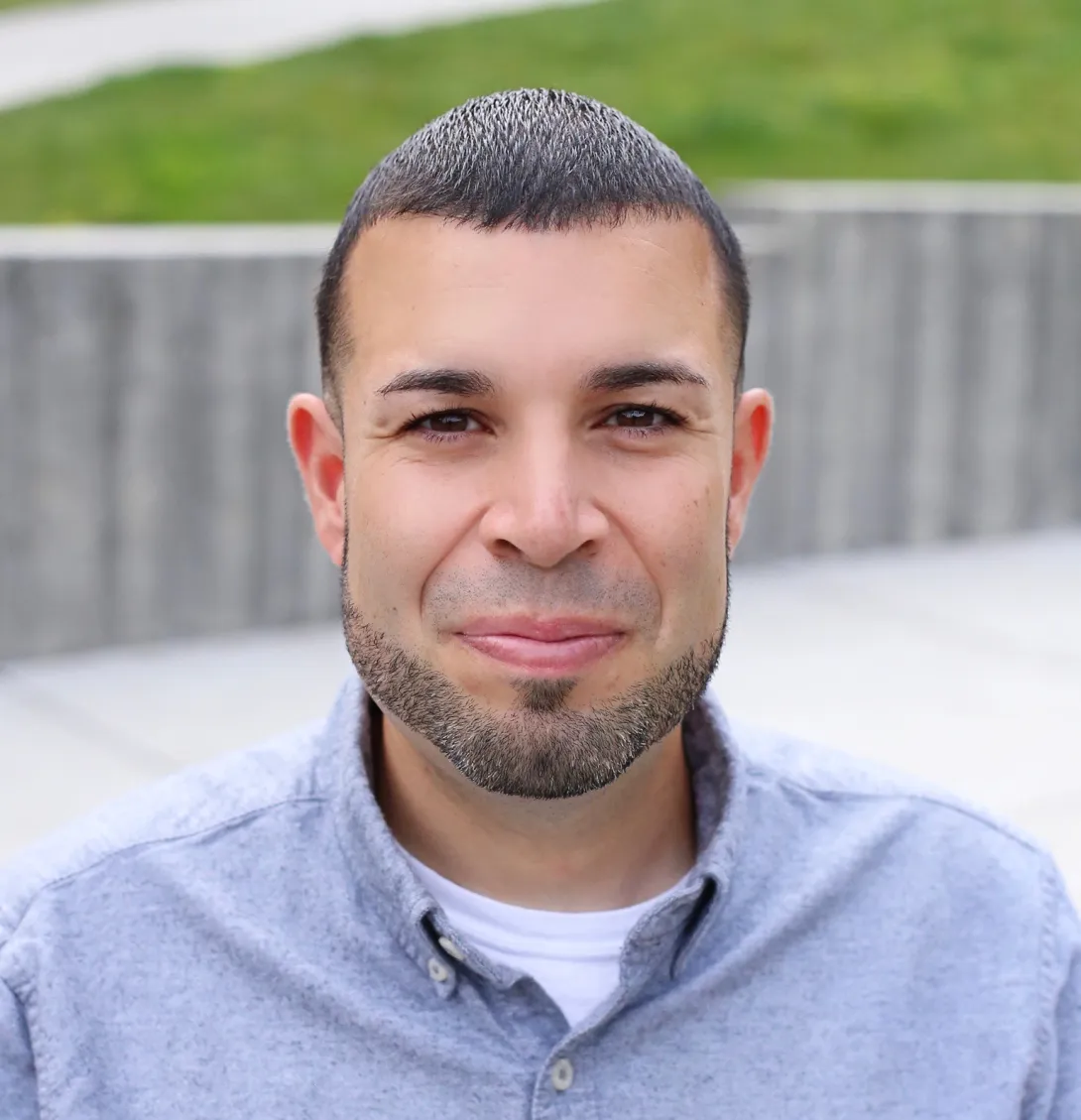 Photo of associate professor Jonathan Rosa