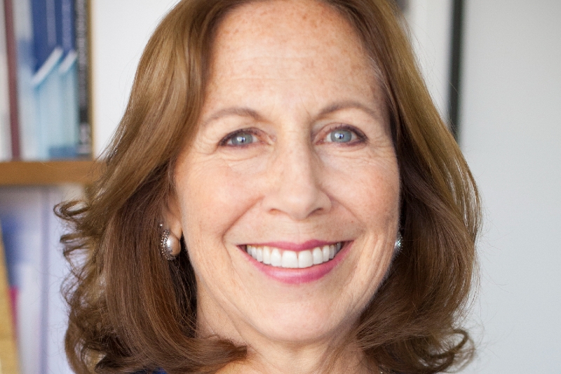 Suzanne Grant Lewis Headshot