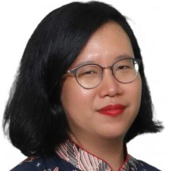 Claudia Chang headshot